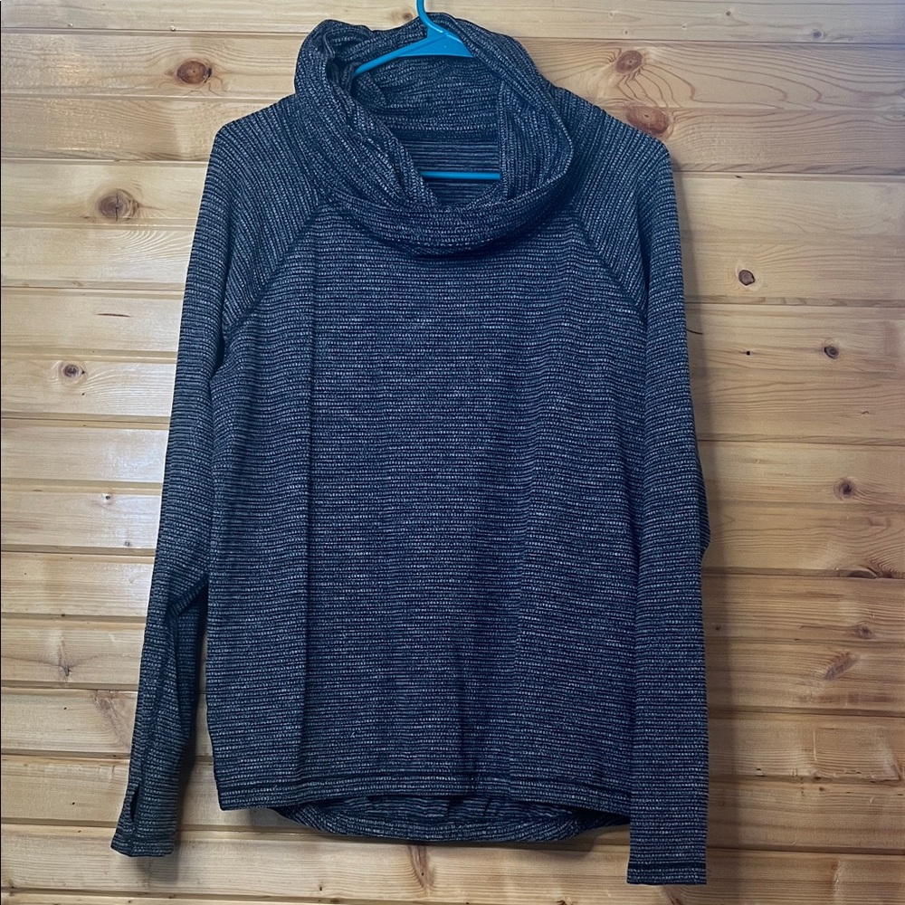 Women's Black and Grey Lululemon Sweater